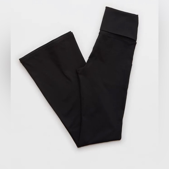 OFFLINE By Aerie OG High Waisted Flare Legging Medium LAST ONE FIRM PRICE - Picture 3 of 3